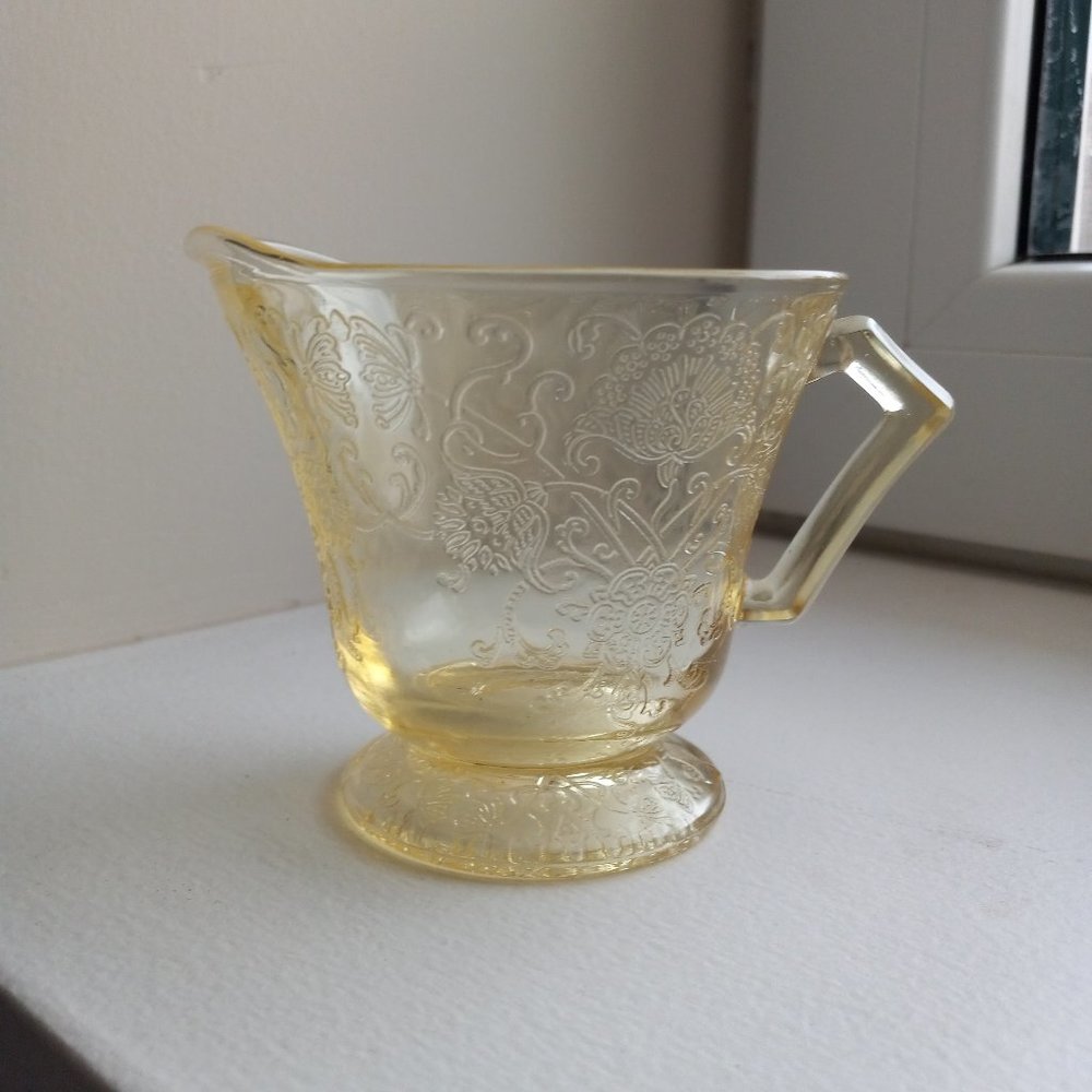 Vintage Hazel Atlas Depression Glass Florentine #2 Poppy Yellow Footed Creamer